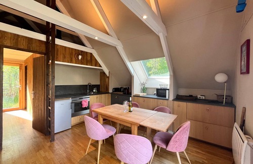 Correncon-en-Vercors Ski Chalet | Charming Chalet in Forest near Golf and Ski in Corrençon