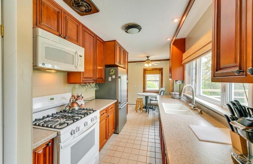 Canandaigua House | Charming Canandaigua Lake House with Deck and Views!