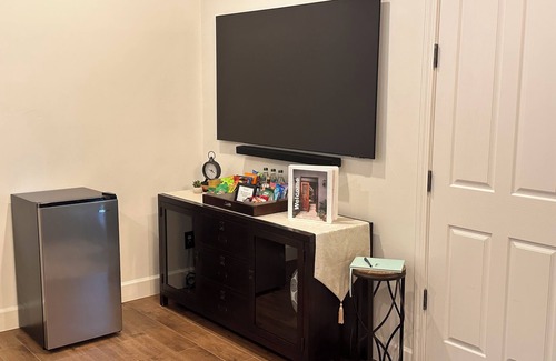 Rocklin Apartment | Charming Casita in a Tranquil Gated Community in Rocklin