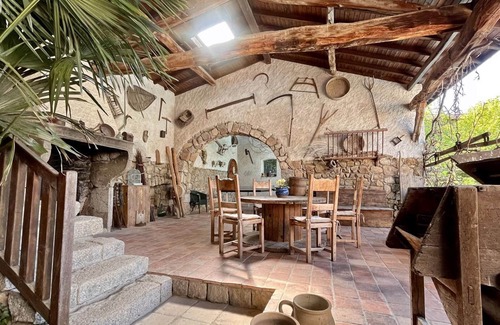 Essertines-en-Donzy Cottage | Charming Country House with Private Pool, Spa, Sauna, and Historic Features