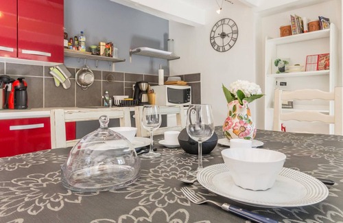 Gouville-sur-Mer Cottage | Charming Coastal Cottage with Private Garden, Close to Beach, Free Bikes, and All Amenities Included