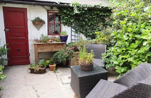 Fecamp Cottage | Charming coastal residence 328 yards away from the beach