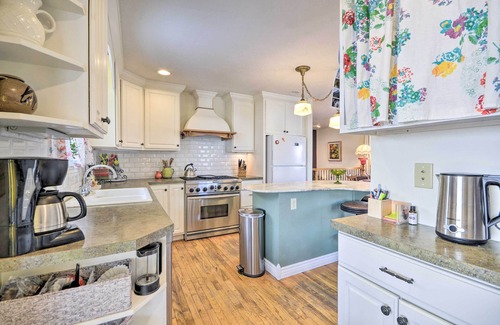 Cody House | Charming Cody Home, Walk to Downtown!