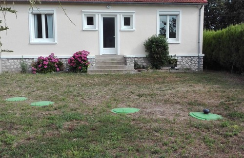 Muides-sur-Loire Cottage | Charming Cottage with Private Yard, Near Loire Castles and Cycling Routes