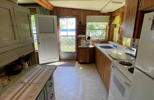 Head Lake House | Charming Cottage: Affordable, Accessible, Close to GTA!