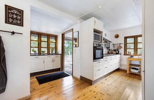 Sjllands Odde House | Charming Cottage 450 Meters From The Sea