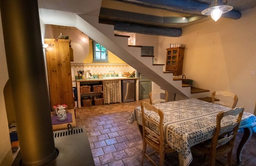 Colognac House | Charming cottage in lush countryside surrounded by llamas
