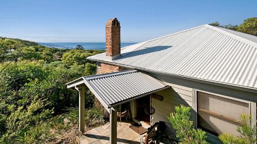Hardys Bay House | 'Charming Cottage Retreat' by HolidayCo