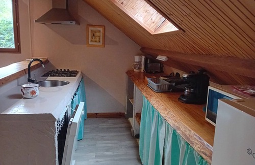 Le Menoux Cottage | Charming Cottage with Heated Pool, Private Garden, Near Creuse River and Historic Villages