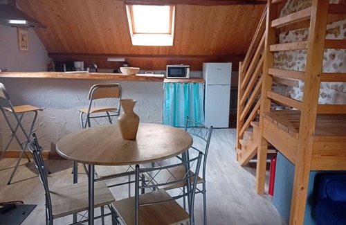 Le Menoux Cottage | Charming Cottage with Heated Pool, Private Garden, Near Creuse River and Historic Villages