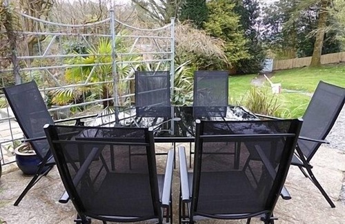 St Austell Cottage | Charming Cottage With Easy Access To The Eden Project, Lost Gardens Of Heligan