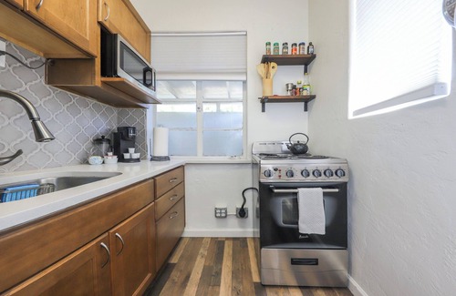 Arroyo Chico Cottage | Charming cottage with WiFi and AC in delightful Tucson