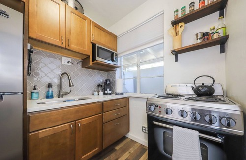 Arroyo Chico Cottage | Charming cottage with WiFi and AC in delightful Tucson