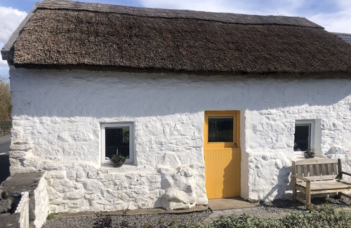 Kinvara House | Charming cottage within the village with views across the bay.