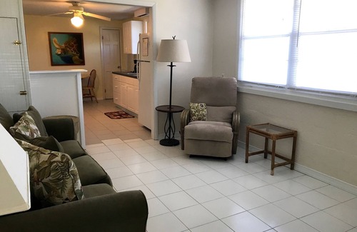 Cudjoe Key Cottage | Charming cottages, dockage, pool, just minutes to Key West