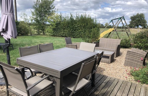 Le Bouchaud Cottage | Charming Country Cottage with Modern Comfort, Garden, and Family Amenities