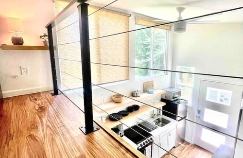 Johnston Terrace House | Charming, Cozy Tiny Gem w/ Hot Tub + Trail Access!