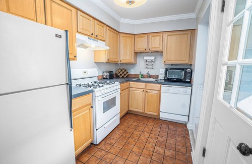 Saugatuck House | Charming downtown home with wifi and full kitchen - dog-friendly