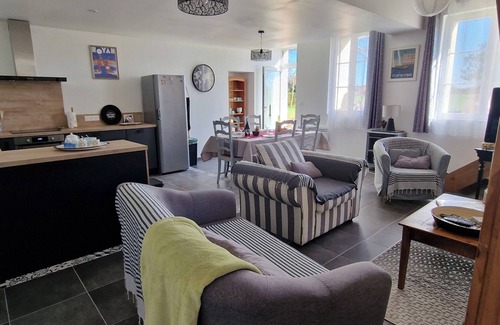 Le Gua House | Charming estate for 16 people with swimming pool and large garden