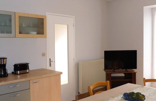 Manthelan Cottage | Charming Family Cottage with Large Garden, Terrace & Modern Amenities in Loire Valley