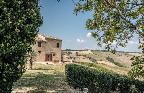 Montegiorgio Villa | Charming farmhouse + cottage with 360° views. A/C in bedrooms, 12x6m gated pool,