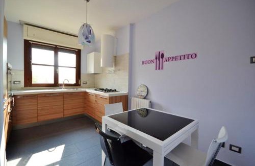 Vercelli Apartment | Charming flat in Vercelli - 50 sqm - Cosy balcony.
