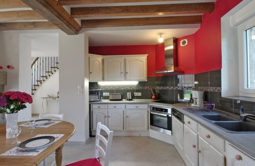 Saint-Denis-de-Villenette Cottage | Charming House, 4BR, Private Garden, Fireplace, Central Heating, Wi-Fi, Close to Amenities