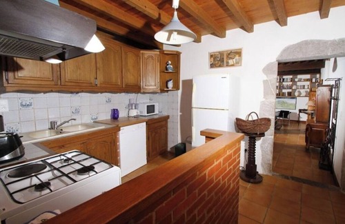 Drome House | Charming gîte with swimming pool in a house full of character