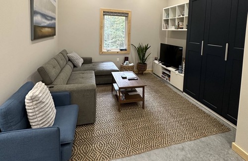 Kearney Cabin | Charming Guesthouse in Kearney