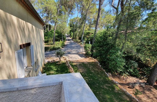 Montferrier-sur-Lez House | Charming house with pool, garden and magnificent views of the Pic St Loup