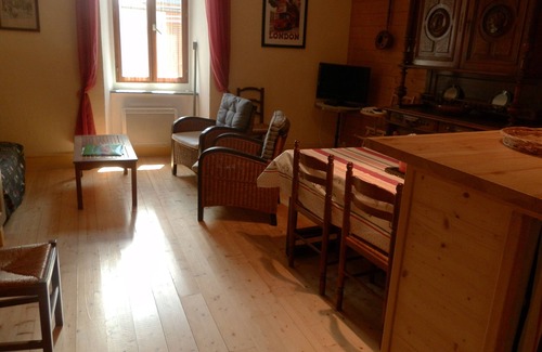 Lez Apartment | Charming home in Saint-Béat
