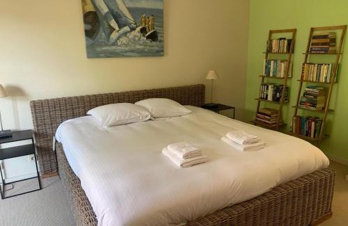 Ostend City Centre House | Charming Home w Garden