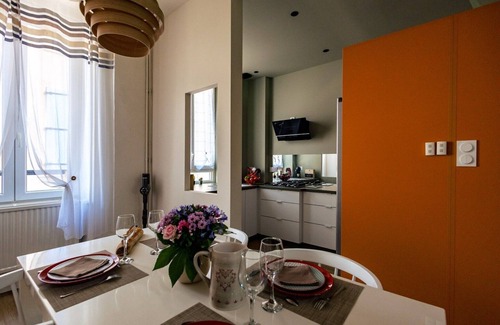 Tain-l'Hermitage House | Charming house, all comfort with views over the Rhone and the hills of Tain.