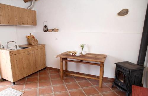 Junqueira House | Charming House in Castro Marim with Shared Pool