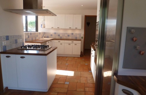 Bellegarde Villa | Charming house in Provence, peaceful setting amidst vineyards, swimming pool and tennis court