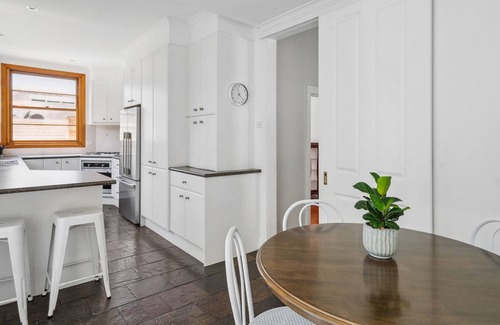 Woolwich House | Charming House in Woolwich