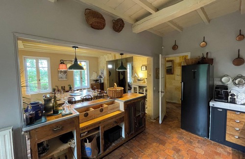 Saint-Emilion Villa | Charming House with Pool, hot tub and Sauna in the Heart of the Saint-Emilion