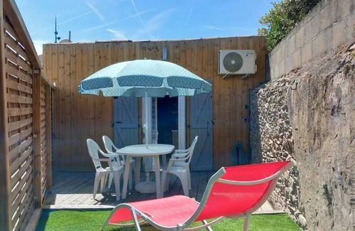 Landevieille House | Charming house with garden and terrace in Landevieille, near the beaches