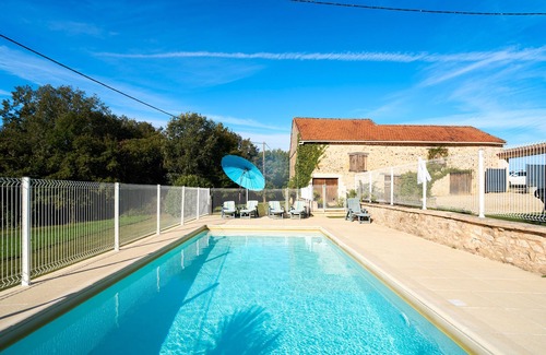 Loubejac House | Charming House with Private Pool between Périgord and Quercy