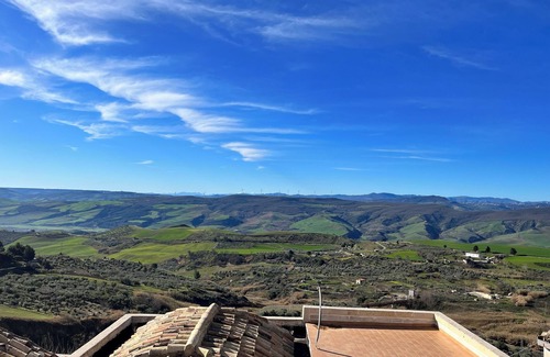 Irsina House | Charming house with stunning views in enchanting Irsina !