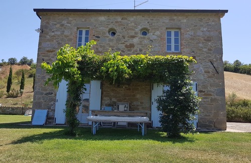 Il Poggio Other | Charming luxury Farmhouse + private pool in the Etruscan/Roman bronze statuary