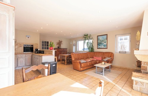 Ouzous House | Charming mountain retreat – Renovated sheepfold, hiking and skiing nearby