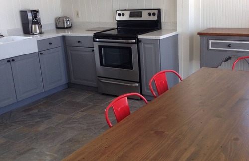 Fort Morgan Cottage | Charming Oceanfront Cottage