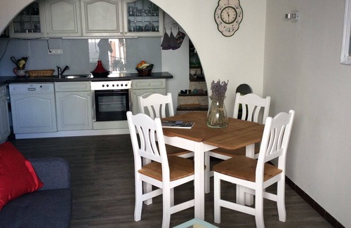 Nyons House | Charming povenzal town house in the heart of Nyon with garage, very central