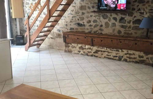 Yronde-et-Buron House | Charming rentals in the heart of Auvergne