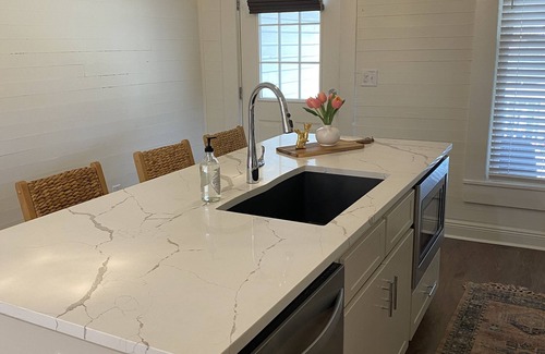 Northport House | Charming Retreat just 3 miles from the University Of Alabama