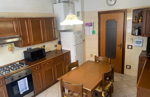 Lubiana Apartment | Charming Retro Residence