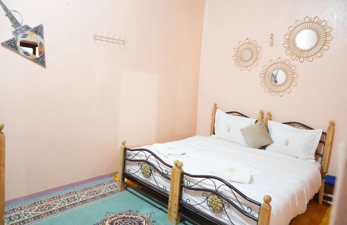 Foum Zguid House | Charming riad in wonderful Foum Zguid with fitness room, AC