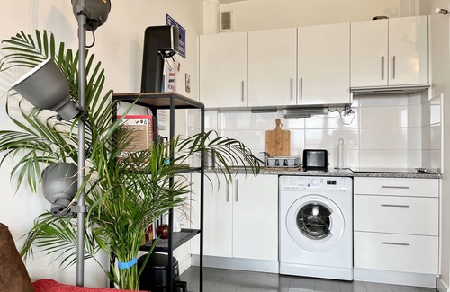 Centre Ville Apartment | Charming studio with balcony on the 10th floor