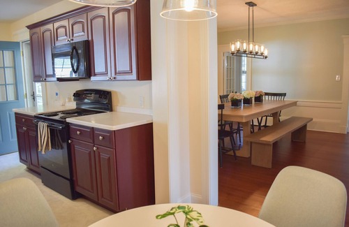 Dennis Port House | Charming Sea Captain’s Home – 4BR/3BA | Modern Comfort Meets Antique Charm